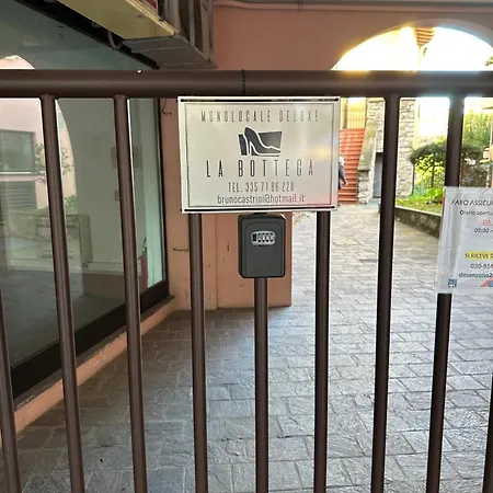 La Bottega Deluxe Monolocale Апартаменты Дезенцано-дель-Гарда