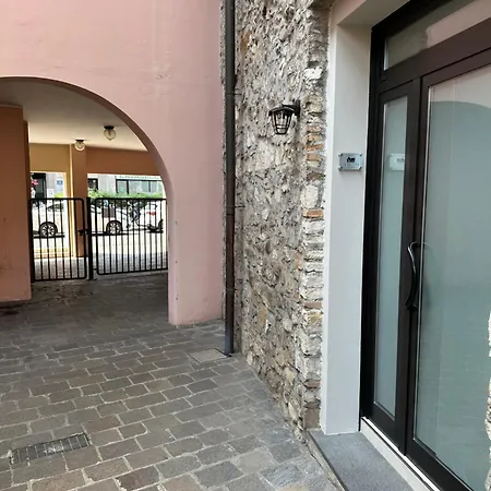 La Bottega Deluxe Monolocale * Desenzano del Garda